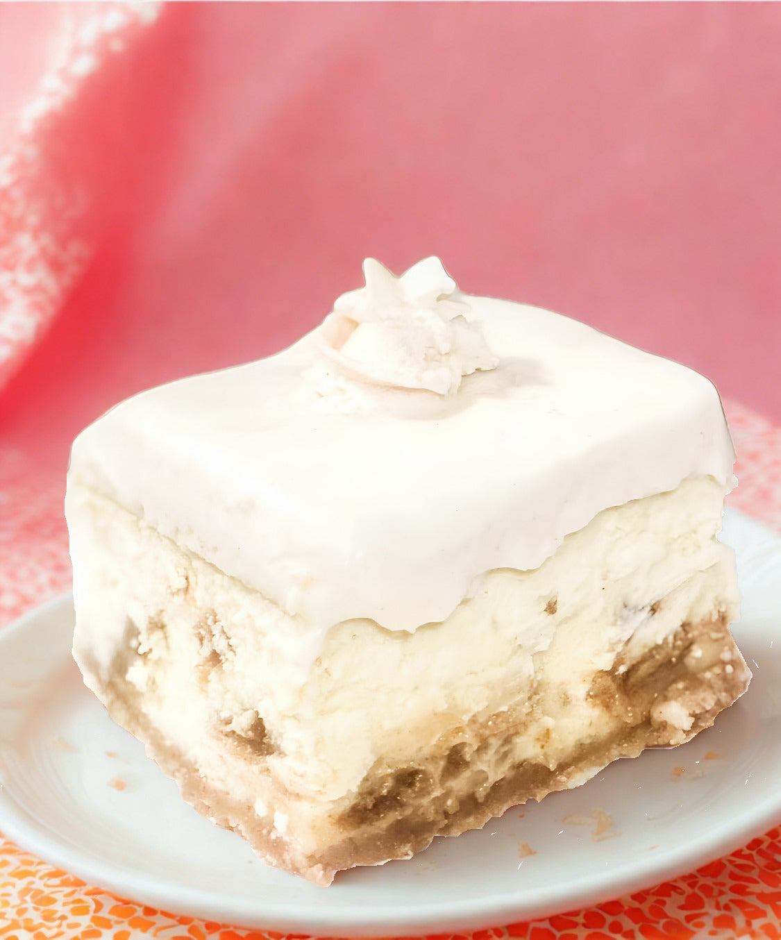 Cinnamon Roll Cheesecake (1 slice)