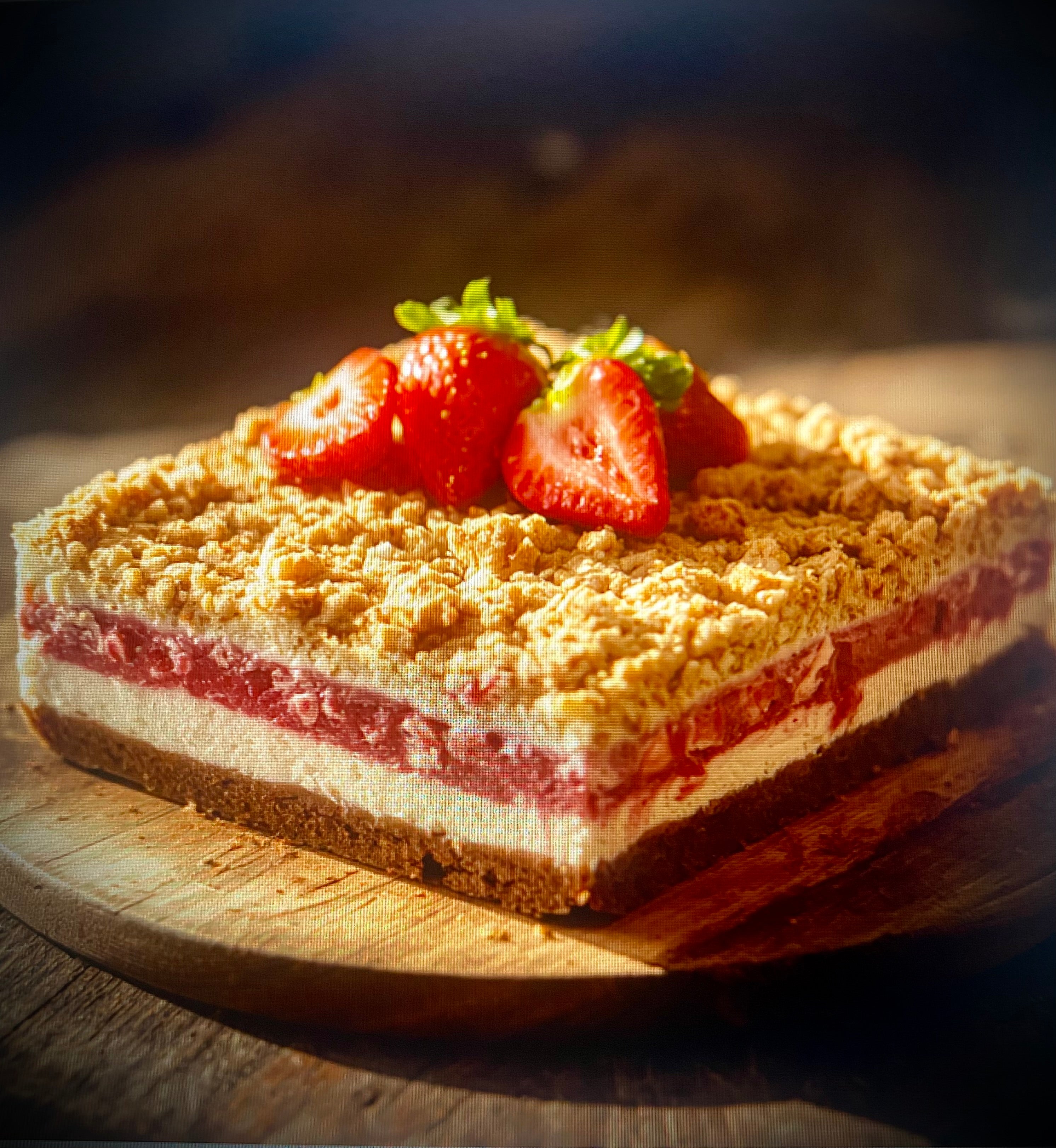 Strawberry Delight Cheesecake (Entire Cake- 9 slices)